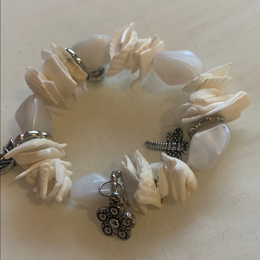 Shell Charm Bracelet - Picture 5 of 5